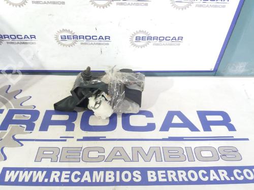 Used Rear right seatbelt Rear right seatbelt TOYOTA COROLLA Verso (ZER_, ZZE12_, R1_) 2.2 D-4D (AUR10_, AUR10R) (177 hp) 31677923 31677923