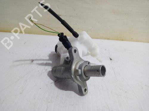 Brake master cylinder OPEL GRANDLAND X Van 1.2 (75) | BP31559601M77