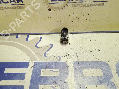 left-rear-window-switch-mercedes-benz-c-class-w203-2000-2001-2002-2003-2004-2005-2006-2007-31539516 main image