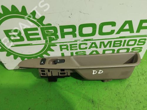 right-front-window-switch-volvo-s40-i-644-1995-1996-1997-1998-1999-2000-2001-2002-2003-2004-31545901 main image