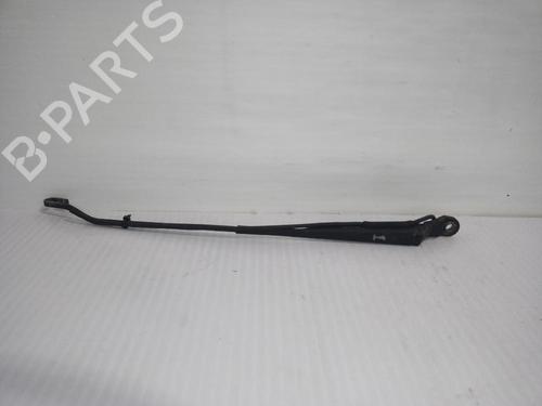 Used Front windshield wiper arm MERCEDES-BENZ VITO Van (W638) 112 CDI 2.2 (638.094) (122 hp) 31555378