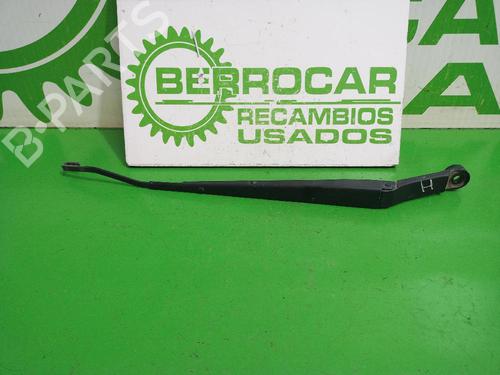 Used Front windshield wiper arm CHEVROLET AVEO / KALOS Saloon (T250, T255) [2005-2026]  31675456