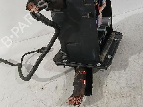 Sikringsdåse VW PHAETON (3D1, 3D2, 3D3, 3D4, 3D6, 3D7, 3D8, 3D9) 3.0 V6 TDI 4motion (240 hp) 32461915