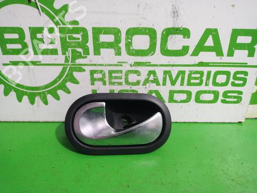 Used Front left interior door handle RENAULT GRAND SCÉNIC II (JM0/1_) 1.6 Flex (112 hp) 31549389