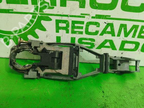 Used Front right exterior door handle Front right exterior door handle 31546141 31546141