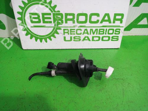 Used Clutch slave cylinder Clutch slave cylinder FORD FOCUS I Saloon (DFW) 1.6 16V (100 hp) 31547519 31547519