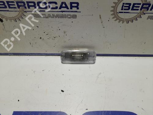 Plafonier SEAT EXEO (3R2) 2.0 TDI (143 hp) 31539153