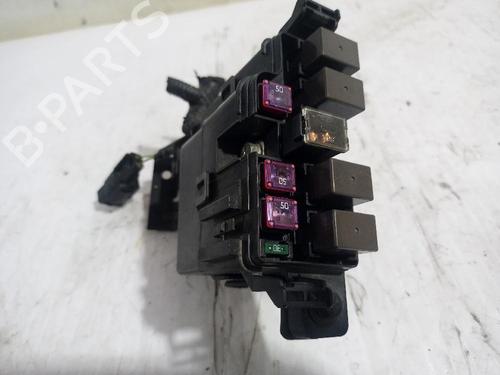 Used Fuse box HYUNDAI ix35 (LM, EL, ELH) 2.0 CRDi 4WD (136 hp) 31562602