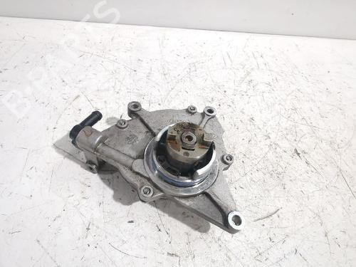 Used Vacuum pump KIA SORENTO I (JC) 2.5 CRDi (170 hp) 32465028