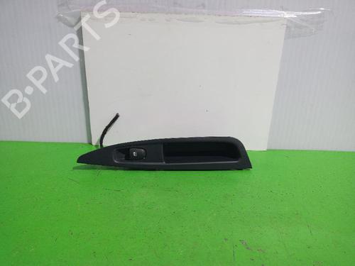 Used Left rear window switch NISSAN QASHQAI II (J11, J11_) 1.2 DIG-T (115 hp) 31554561