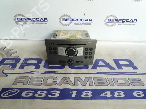 Used Radio Radio OPEL ASTRA H Estate Van (L70) 1.7 CDTI (L70) (101 hp) 31568985 31568985