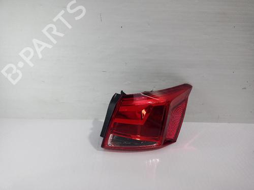 Used Right taillight Right taillight SEAT ARONA (KJ7, KJP) 1.0 TSI (110 hp) 31556401 31556401