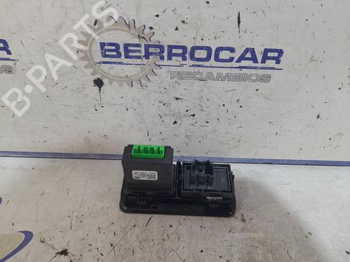 Switch JAGUAR XE (X760) 2.0 | BP38860696I30 - Image 2