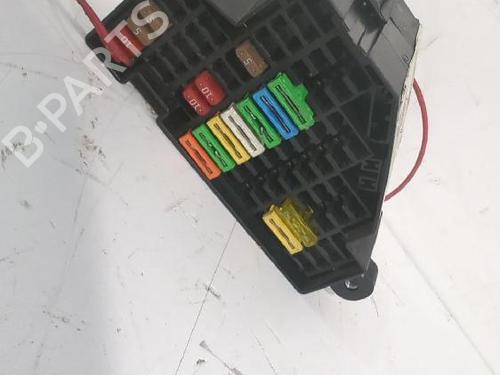 Fuse box SEAT LEON (1P1) 1.9 TDI | BP31563306E1 - Image 2