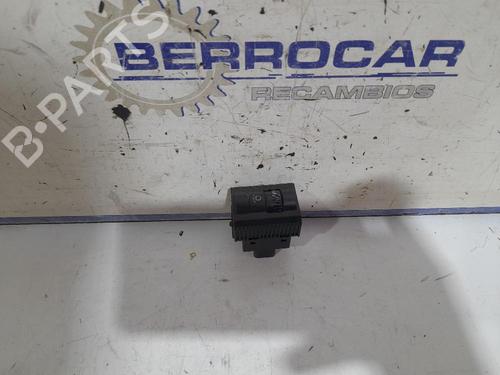 Used Headlight switch VW POLO IV (9N_, 9A_) 1.4 TDI (70 hp) 31540353