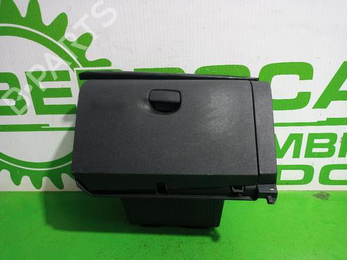 Used Glove box RENAULT GRAND SCÉNIC III (JZ0/1_) 1.2 TCe (JZ16) (132 hp) 31550862