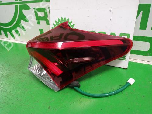 Right taillight TOYOTA AURIS (_E18_) 1.2 (NRE185_, NRE185R) | BP31547816C35
