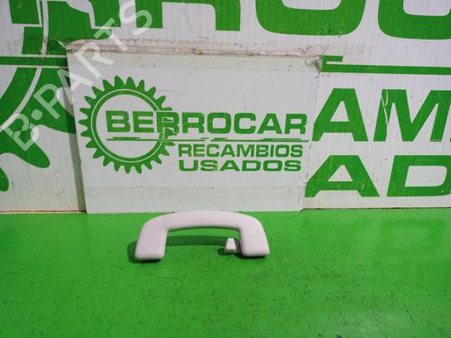 handtag-i-tag-vw-t-roc-a11-d11-2017-31553940 main image