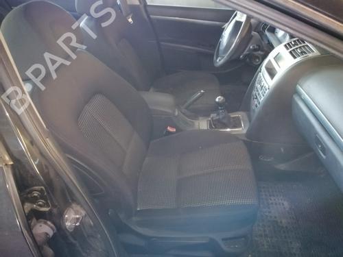 Middle console PEUGEOT 407 (6D_) | BP31548367I22 - Image 18