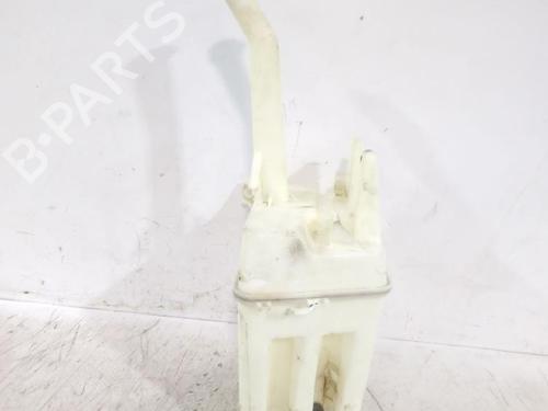 Sprinklertank TOYOTA AVENSIS Saloon (_T25_) 2.0 D-4D (ADT250_, ADT250R) (126 hp) 32490009