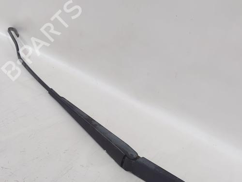 front-windshield-wiper-arm-volvo-xc90-i-275-2002-2003-2004-2005-2006-2007-2008-2009-2010-2011-2012-2013-2014-2015-38868055 main image