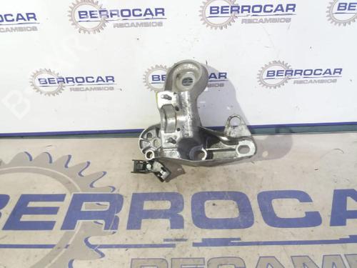 engine-mount-audi-a6-c5-4b2-4b4-1997-1998-1999-2000-2001-2002-2003-2004-2005-31569656 main image