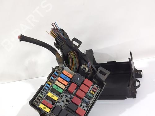 Used Fuse box Fuse box FORD KA (RU8) 1.3 TDCi (75 hp) 40559988 40559988