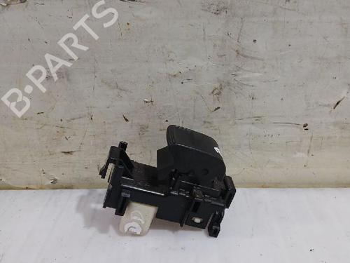 Used Right front window switch TOYOTA AURIS (_E15_) 1.33 Dual-VVTi (NRE150_, NRE150R) (101 hp) 31564218