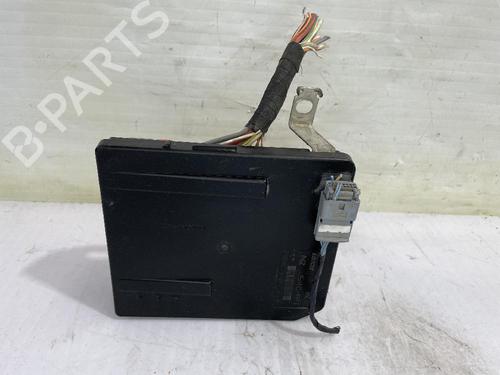Used Fuse box Fuse box RENAULT SCÉNIC II (JM0/1_) 1.5 dCi (JM1F) (86 hp) 31558735 31558735