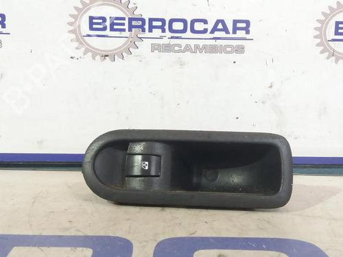 right-rear-window-switch-renault-megane-ii-saloon-lm01_-2003-31569424 main image