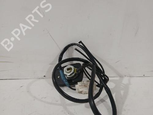 Antenne/Base Antenne/Base TOYOTA YARIS (_P13_) 1.5 (NSP131_) (112 hp) 31562929 31562929