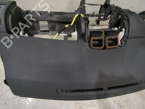 Dashboard TOYOTA AURIS (_E15_) 1.33 Dual-VVTi (NRE150_, NRE150R) | BP31564360C46