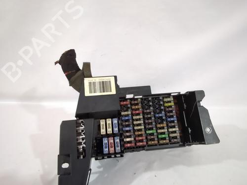 Used Fuse box Fuse box 38866674 38866674