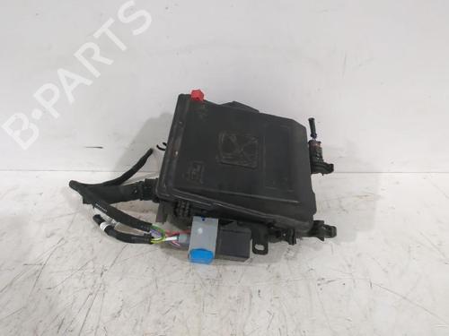 Used Fuse box PEUGEOT RIFTER 1.5 BlueHDi 100 (102 hp) 31564522