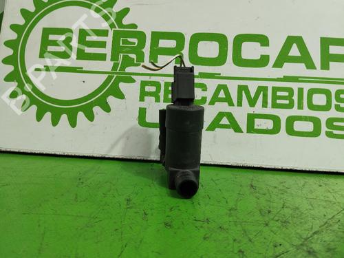 washer-pump-ford-focus-i-saloon-dfw-1999-2000-2001-2002-2003-2004-2005-2006-2007-2008-2009-31545385 main image