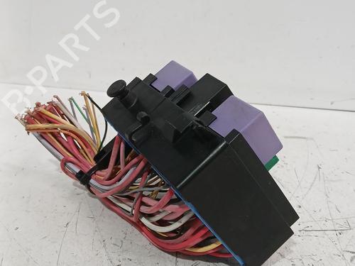 Fuse box RENAULT ESPACE IV (JK0/1_) 2.0 dCi (JK01, JK02, JK1J, JK1K, JK1H) | BP38864592E1 - Image 5