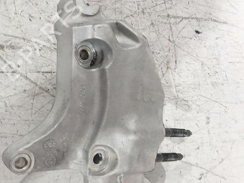 Used Engine mount Engine mount KIA RIO II (JB) 1.5 CRDi (110 hp) 31566274 31566274