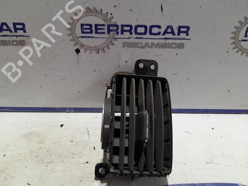 Used Air vent Air vent TOYOTA COROLLA Verso (ZER_, ZZE12_, R1_) 2.2 D-4D (AUR10_, AUR10R) (177 hp) 31673082 31673082