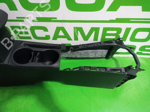 Armrest / Center console TOYOTA AURIS (_E18_) 1.2 (NRE185_, NRE185R) | BP31547840I20 - Image 5