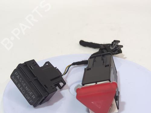Warning switch VW GOLF V (1K1) 1.9 TDI | BP38875942I22 - Image 3