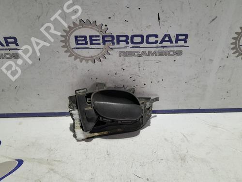 Used Rear left interior door handle Rear left interior door handle PEUGEOT 206 Hatchback (2A/C) 1.9 D (69 hp) 31678678 31678678