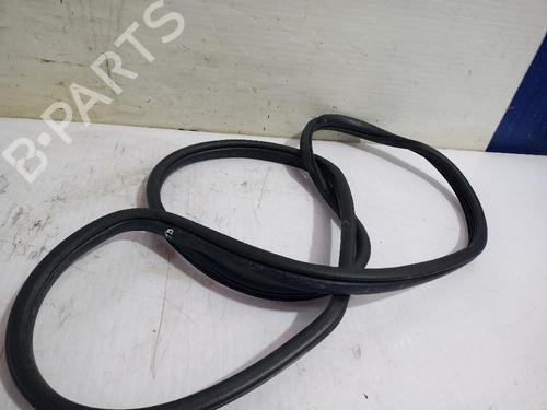 Rubber door seal HYUNDAI ix35 (LM, EL, ELH) 2.0 CRDi 4WD | BP31562579C142