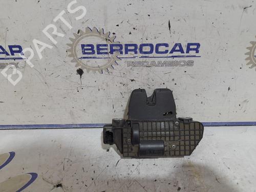 Used Tailgate lock Tailgate lock PEUGEOT 5008 (0U_, 0E_) 2.0 HDi 150 / BlueHDi 150 (150 hp) 31540578 31540578