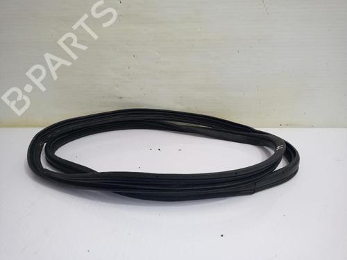 Used Rubber door seal FORD MONDEO III Saloon (B4Y) 2.0 TDCi (130 hp) 31558970