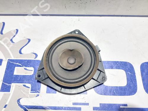 Used Speaker TOYOTA YARIS (_P1_) 1.0 (SCP10_, SCP10R) (65 hp) 31570560