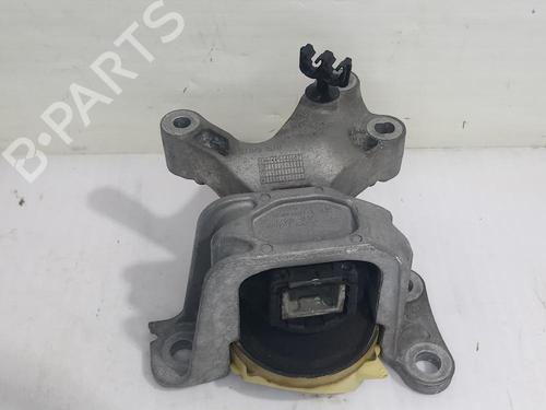 Used Engine mount RENAULT MEGANE IV Saloon 1.3 TCe 115 (LVN9) (116 hp) 31558248