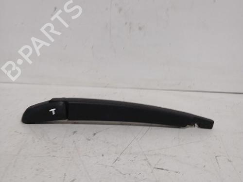 rear-windshield-wiper-arm-renault-clio-ii-bb_-cb_-1998-1999-2000-2001-2002-2003-2004-2005-2006-2007-2008-2009-2010-2011-2012-2013-2014-2015-2016-32465594 main image