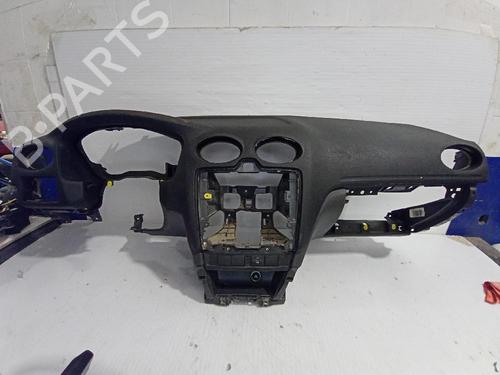 Instrumentbræt FORD FOCUS I Saloon (DFW) 1.6 16V (100 hp) 31556221