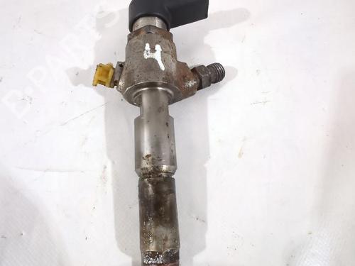 Inyector Inyector PEUGEOT 107 (PM_, PN_) 1.4 HDi (54 hp) 33735310 33735310