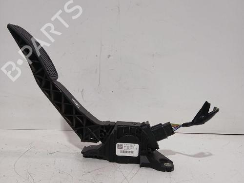 Used Pedal Pedal FORD PUMA (J2K, CF7) 1.0 EcoBoost (125 hp) 32464795 32464795